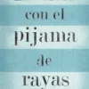 El niño con el pijama de rayas