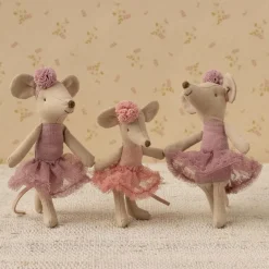 Ratita con diadema y pompón rosa 13cm. Maileg